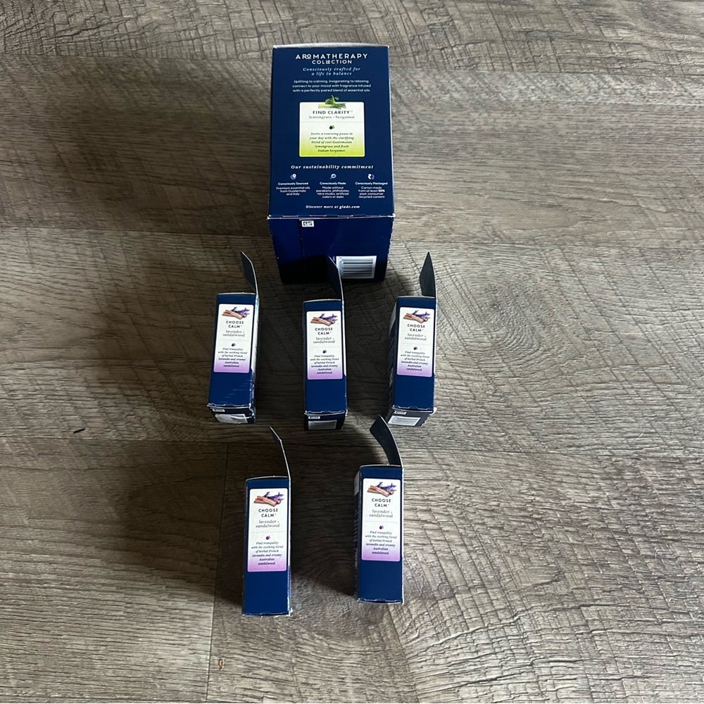 Glade Aromatherapy Oil Diffuser Lemongrass Fragrance w/  5 Lavender oil Refills - Picture 2 of 4